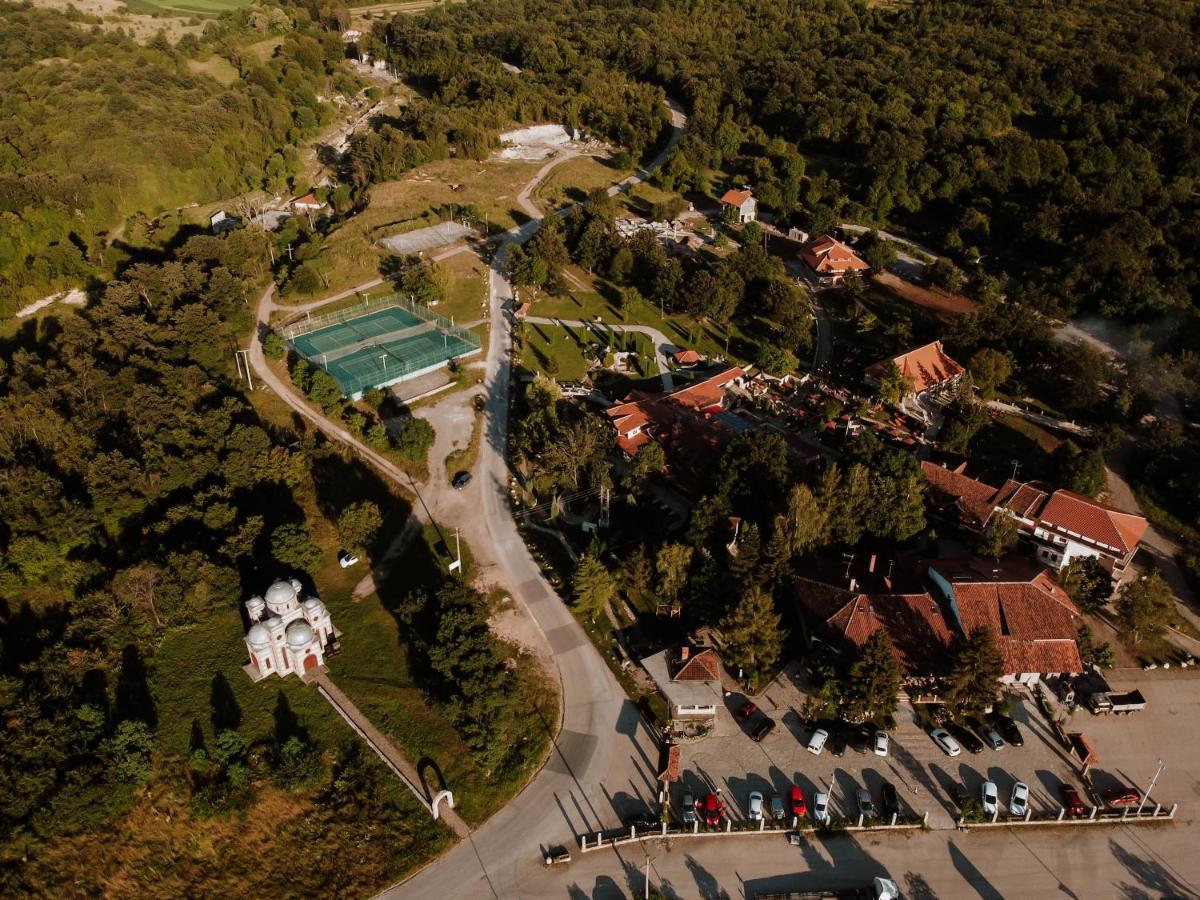 Hotel Etno Centar Balasevic Boljevac المظهر الخارجي الصورة